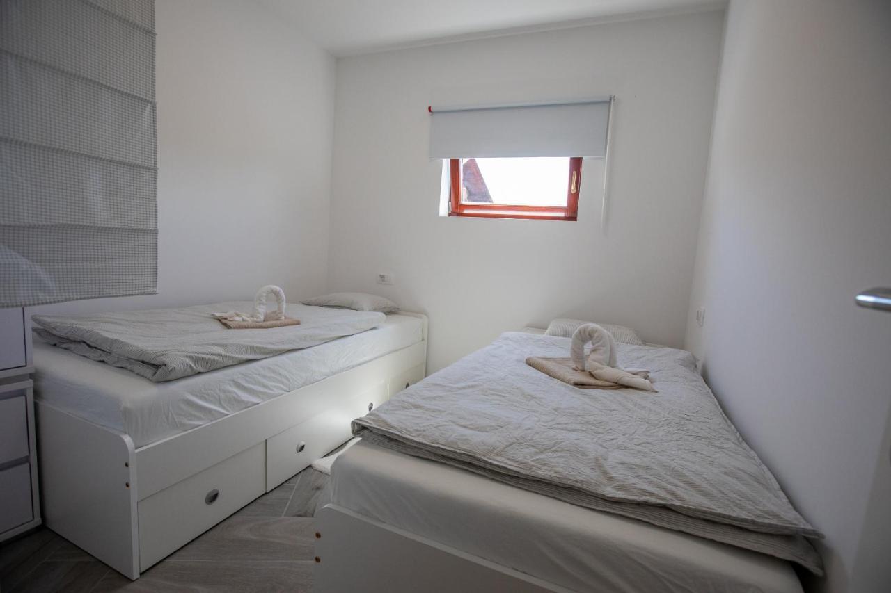 Apartmani Jancic Ogulin Eksteriør billede
