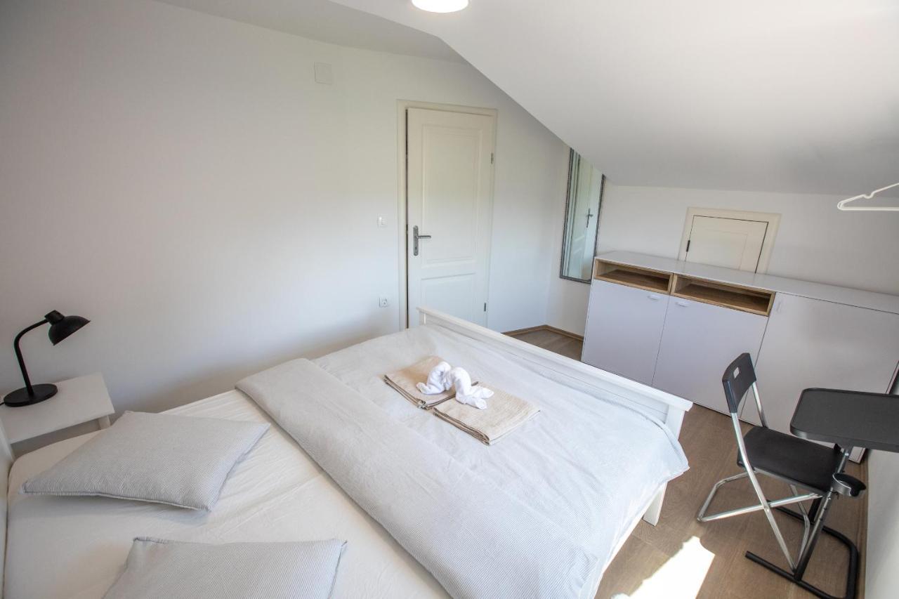 Apartmani Jancic Ogulin Eksteriør billede