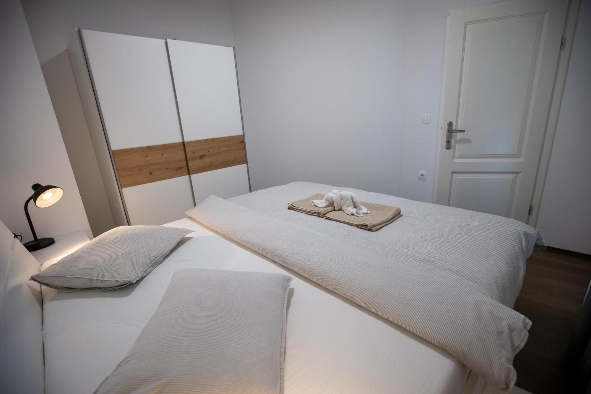 Apartmani Jancic Ogulin Værelse billede